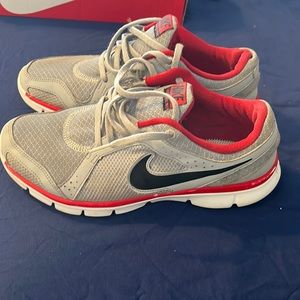 Nike flex experience rn2